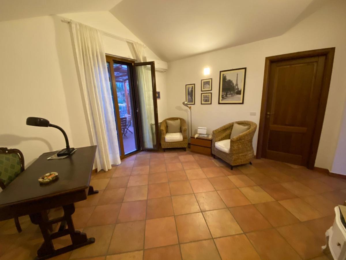 Tyrrhenian Sea Apartment Torre di Faro Exterior foto