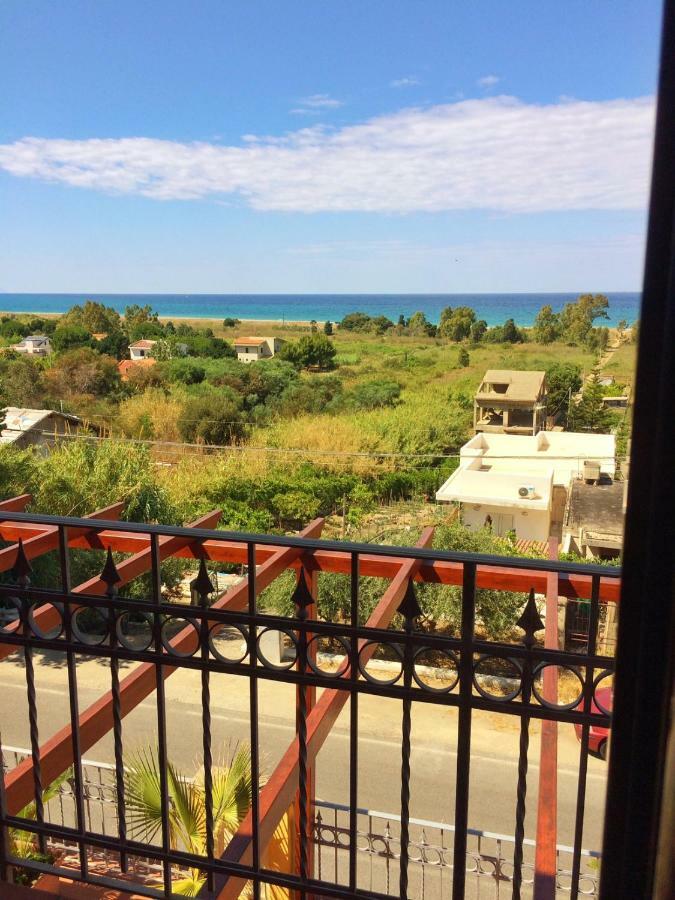 Tyrrhenian Sea Apartment Torre di Faro Exterior foto